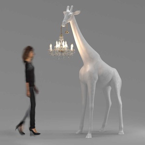 [19003WH] Giraffe In Love M