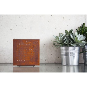 Horloge Qlocktwo Touch Rust
